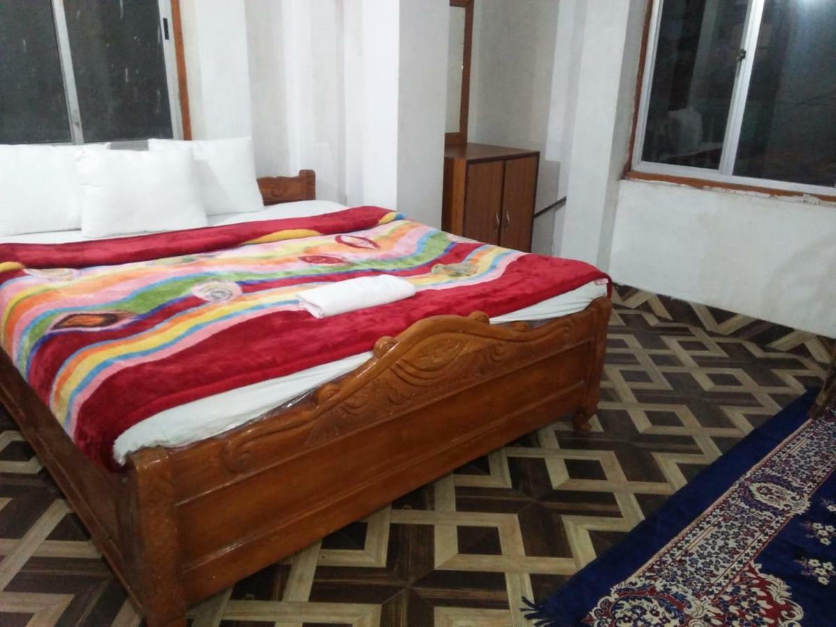دارجيلنغ Nirala Guest House المظهر الخارجي الصورة