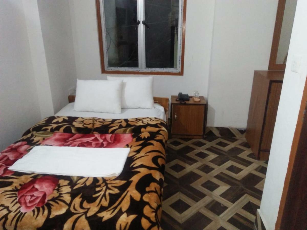دارجيلنغ Nirala Guest House المظهر الخارجي الصورة